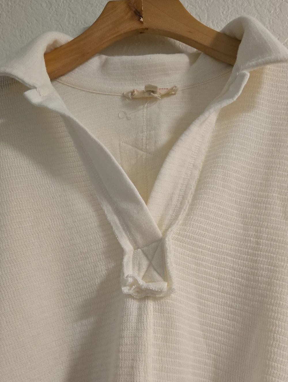 J.O.A. EXPOSED SEAM LONG SLEEVE TEXTURED KNIT POLO